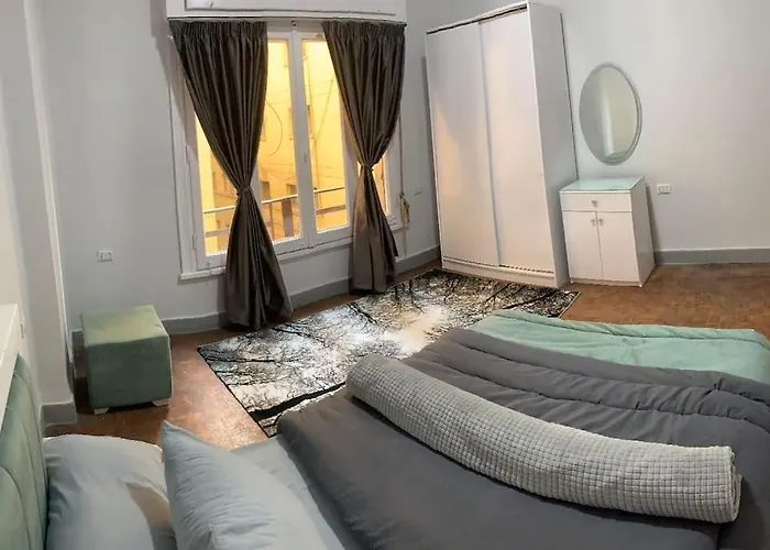 Silver Downtown Apartment